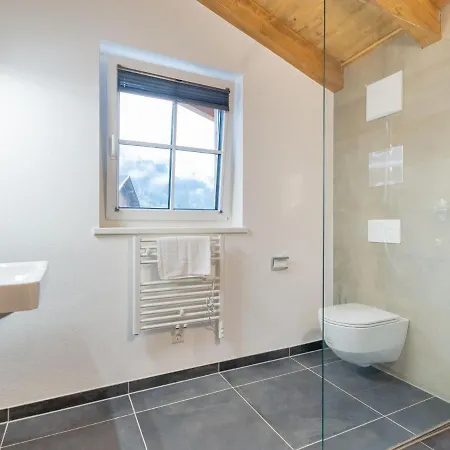 Exquisite Holiday In With Sauna بيت للعطل كريمل